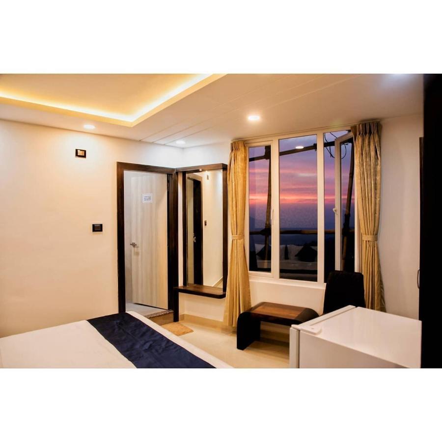 Crescent International Kohima Kültér fotó